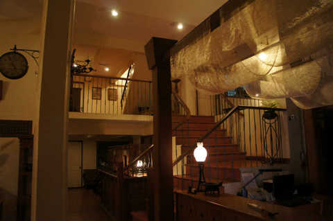 03-Siamese Views Lodge in Bangkok-receptiondesk02.jpg